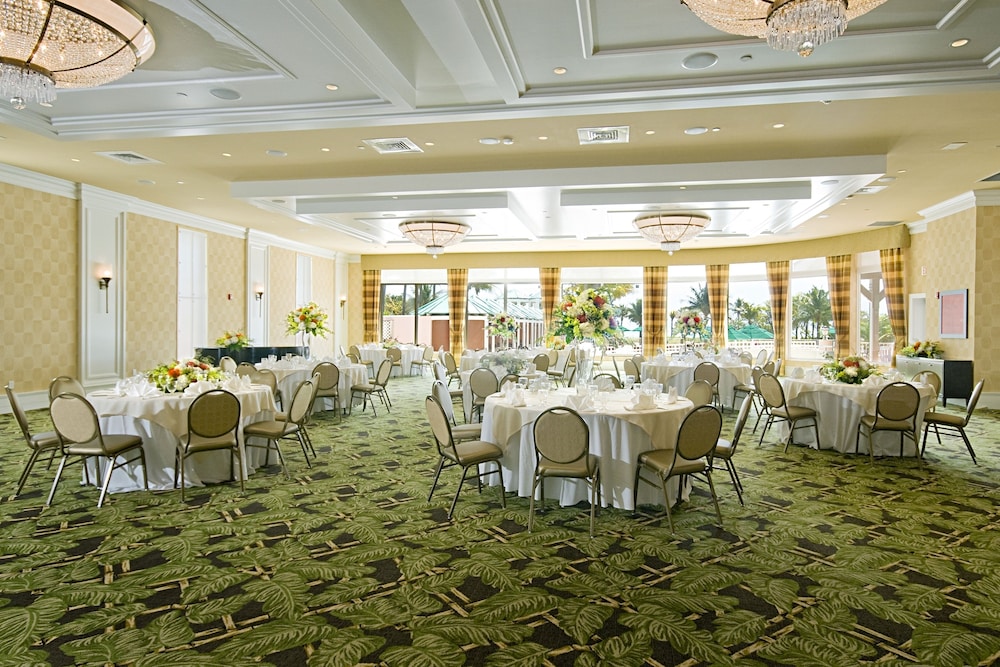 Sea View Hotel, Bal Harbour, On The Ocean