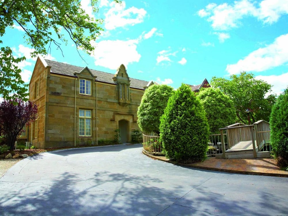 Quest Trinity House