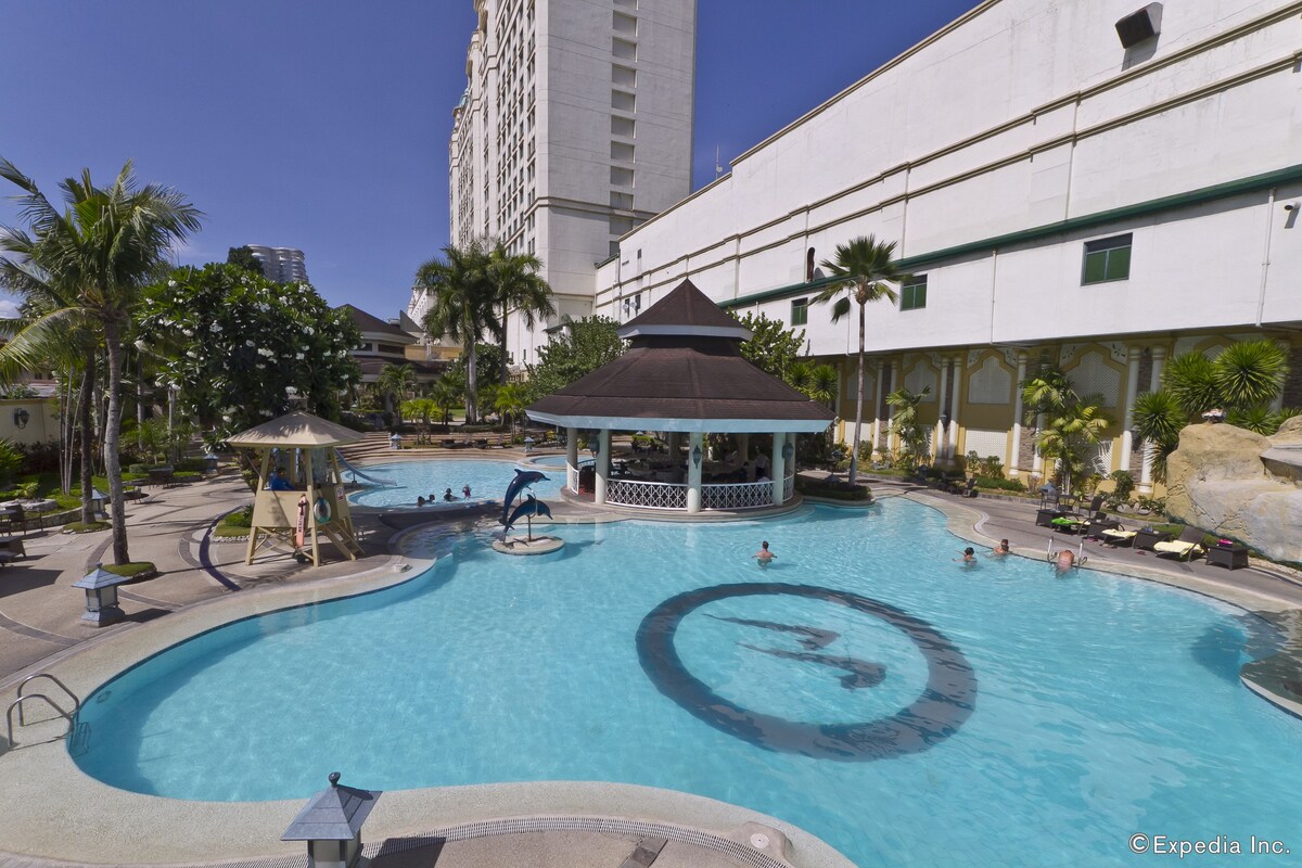 Waterfront Cebu City Hotel