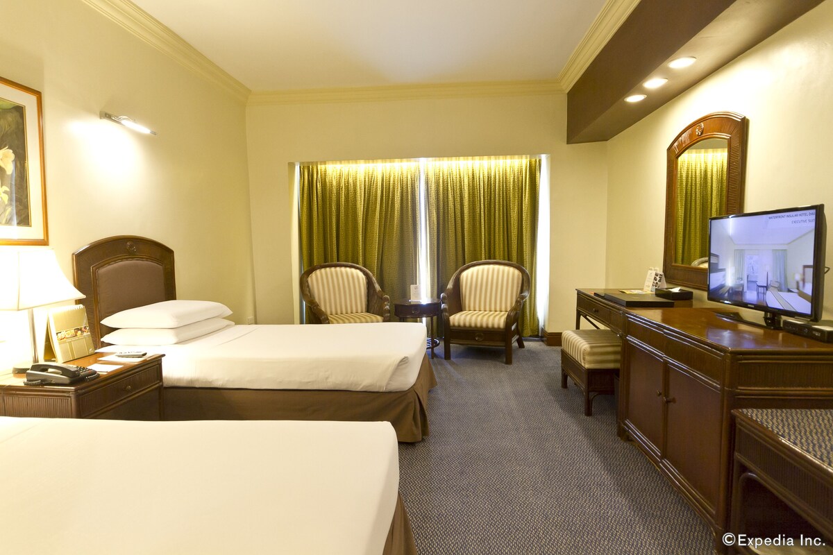 Waterfront Cebu City Hotel