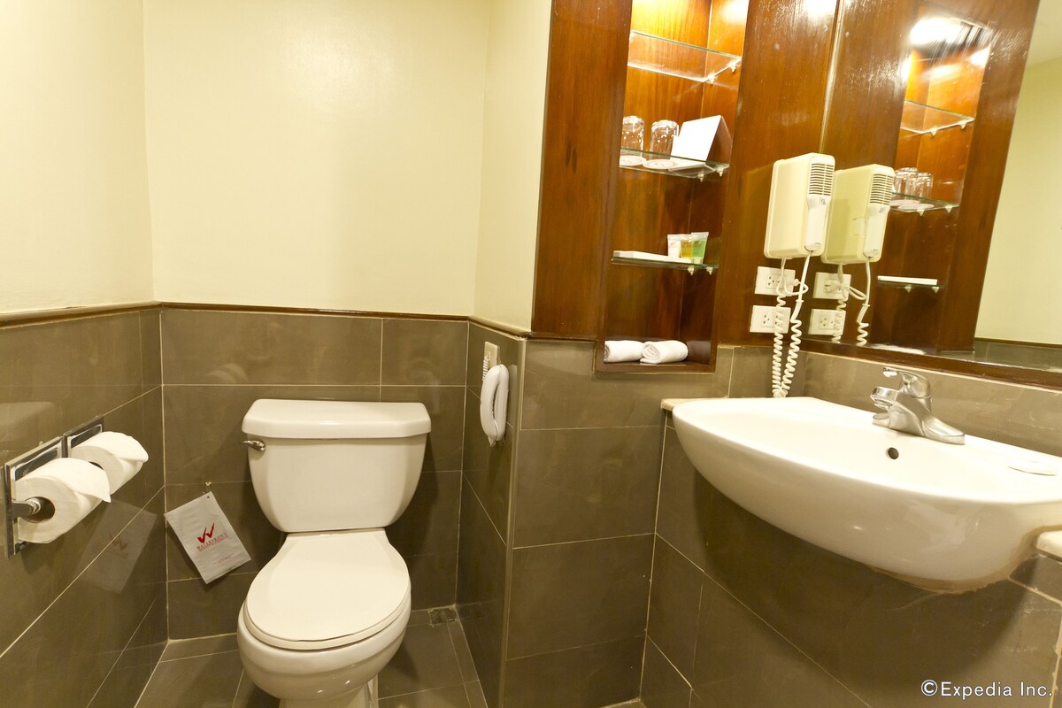 Waterfront Cebu City Hotel