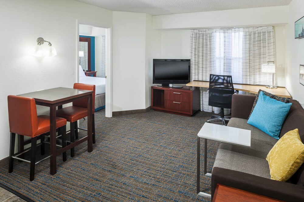 Residence Inn by Marriott Kansas City Overland Park