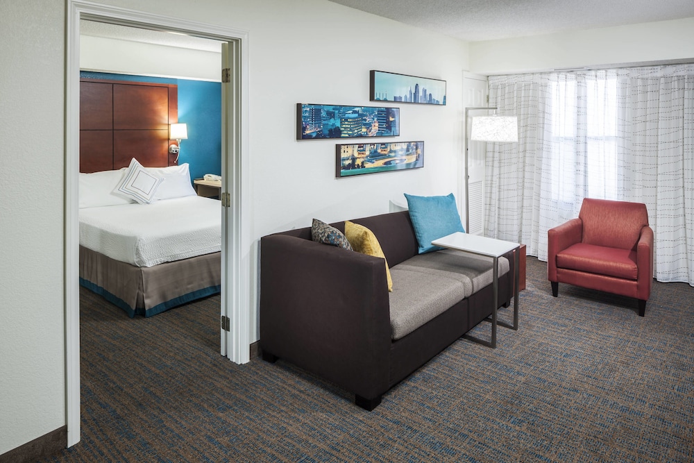 Residence Inn by Marriott Kansas City Overland Park