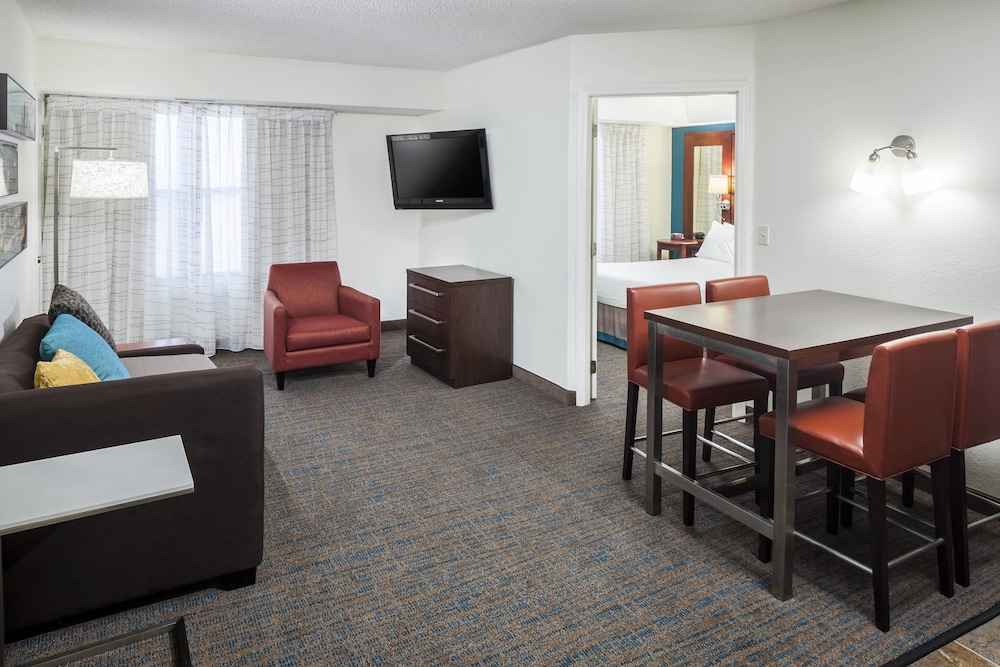 Residence Inn by Marriott Kansas City Overland Park