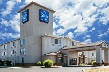 Sleep Inn & Suites