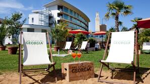 Privatstrand, Strandbar, Rudern/Kanufahren