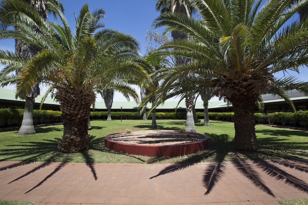 Mercure Alice Springs Resort