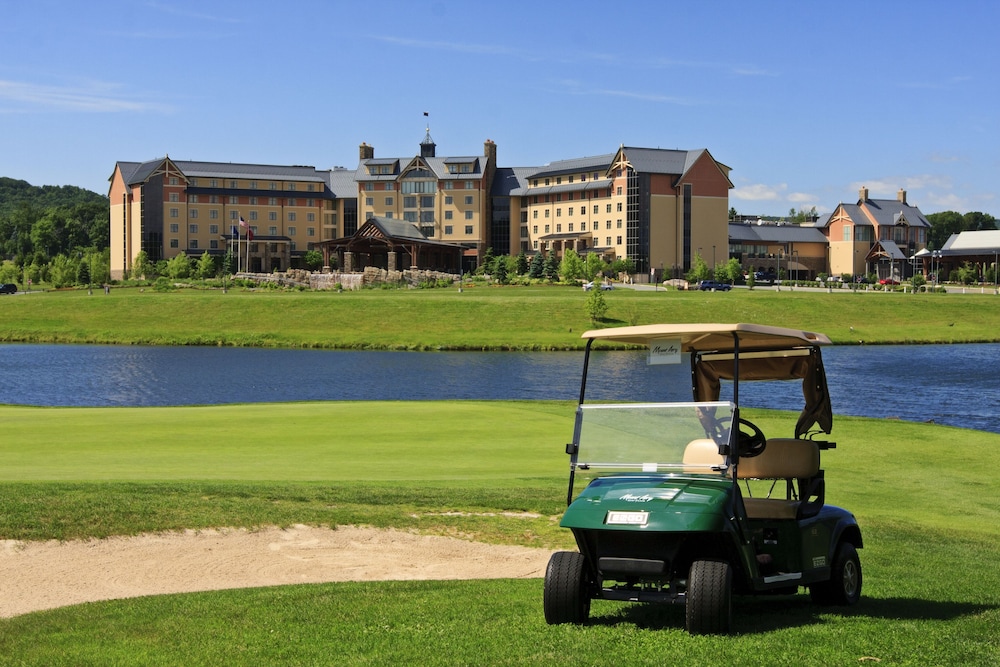 Golf cart, Mount Airy Casino and Resort