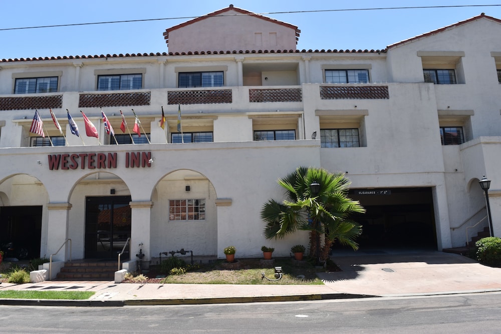 Front of property, Old Town Western Inn & Suites