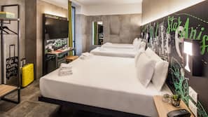 Minibar, in-room safe, desk, free WiFi