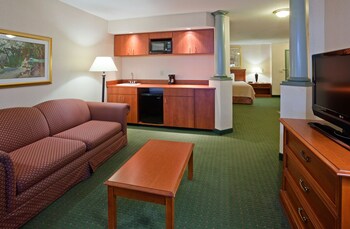 Holiday Inn Hotel & Suites Madison West