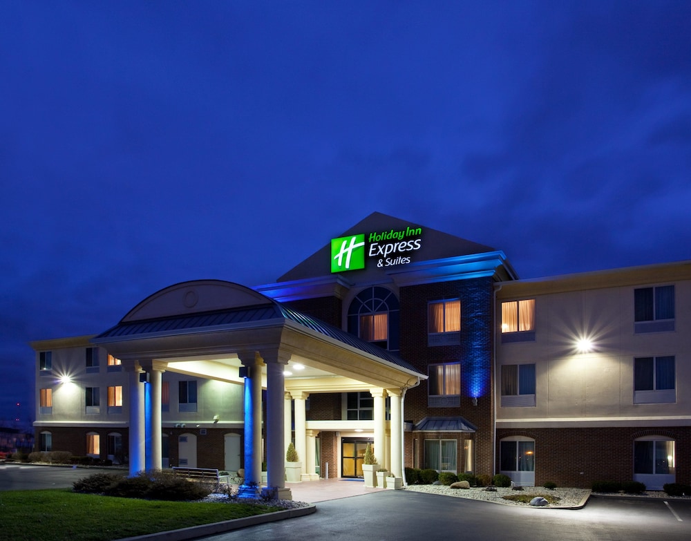 Holiday Inn Express Hotel & Suites Cincinnati-Blue Ash, an IHG Hotel