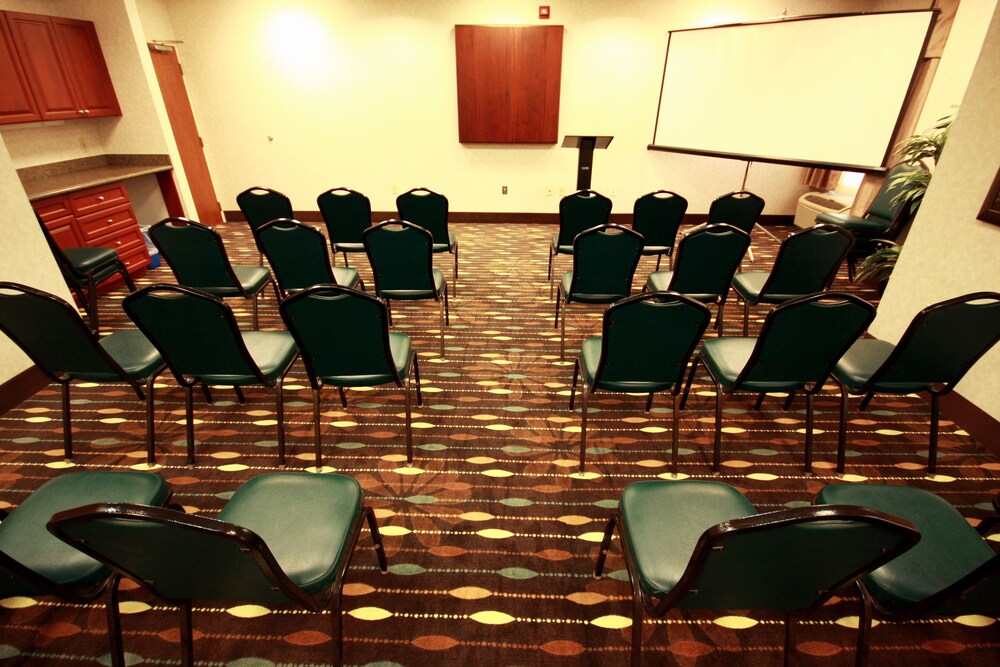 Hampton Inn Suites Fort Myers Beach Sanibel Gateway Fl In Fort Myers Hotel Rates Reviews On Orbitz