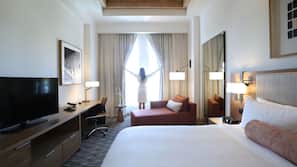 Egyptian cotton sheets, premium bedding, down comforters, minibar