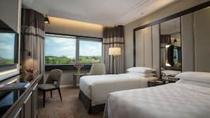 In-room safe, desk, iron/ironing board, free WiFi