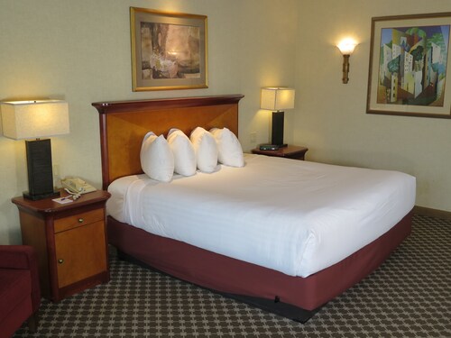 Great Place to stay Harrah's Joliet Casino & Hotel near Joliet 