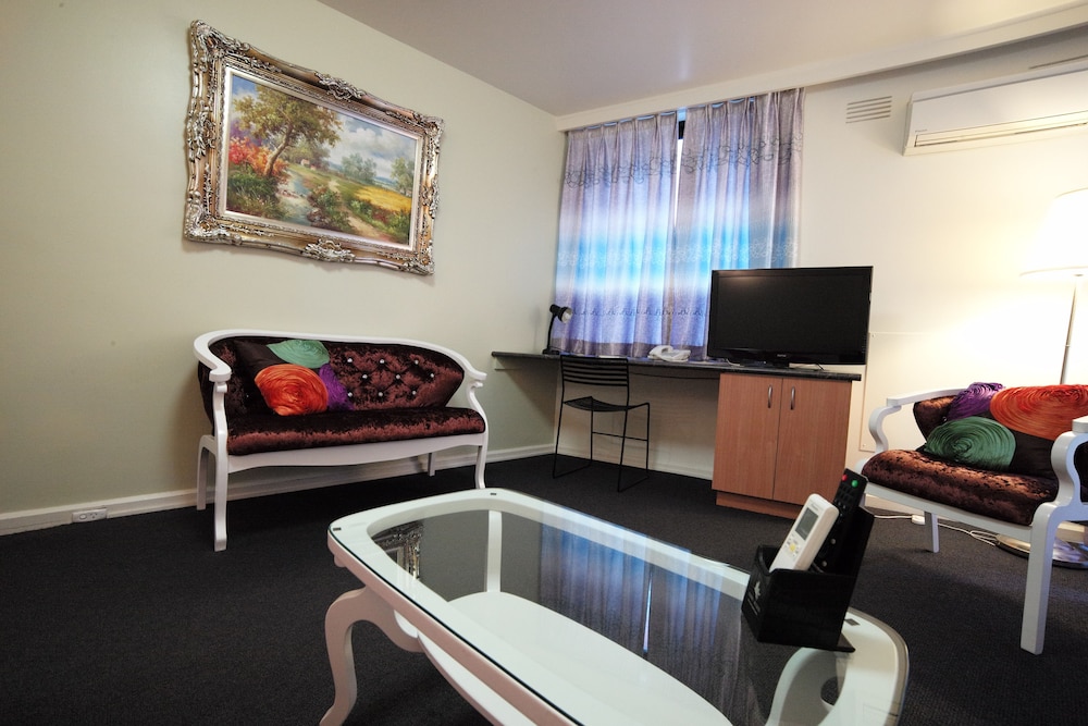 Albert Heights Serviced Apartments