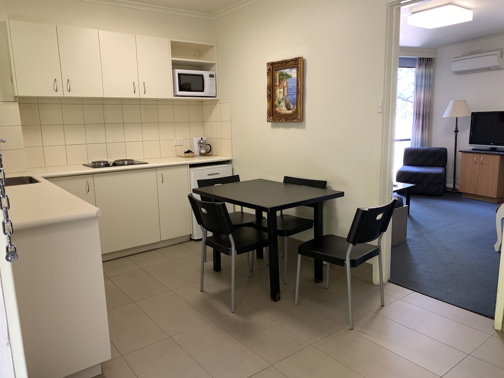 Albert Heights Serviced Apartments