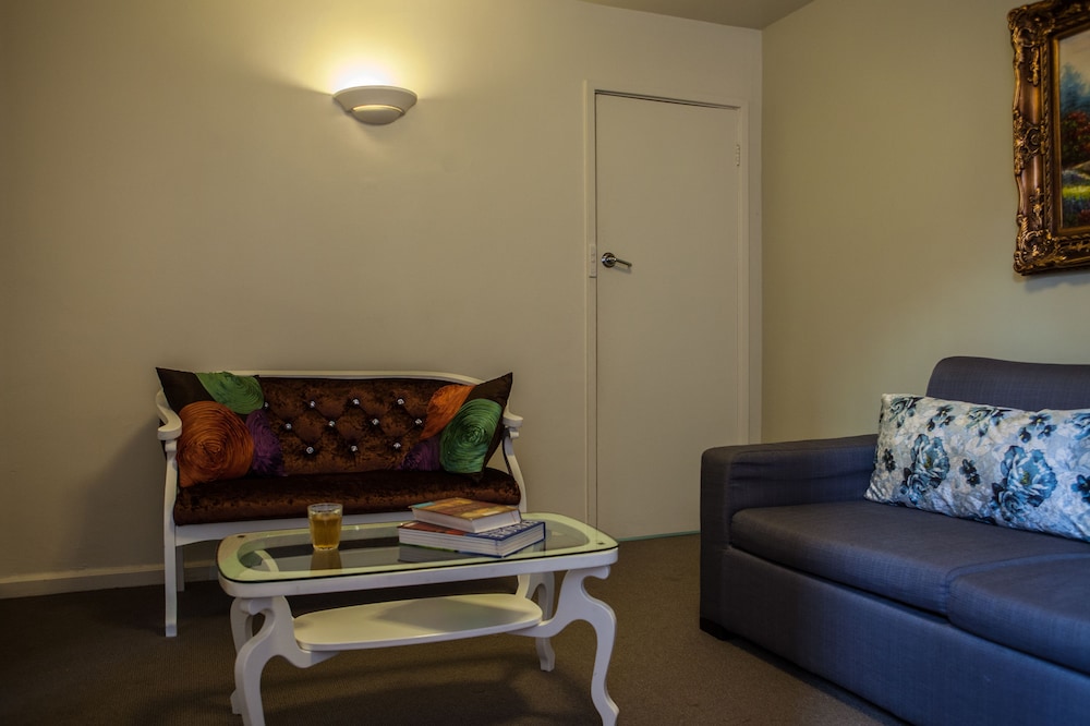 Albert Heights Serviced Apartments