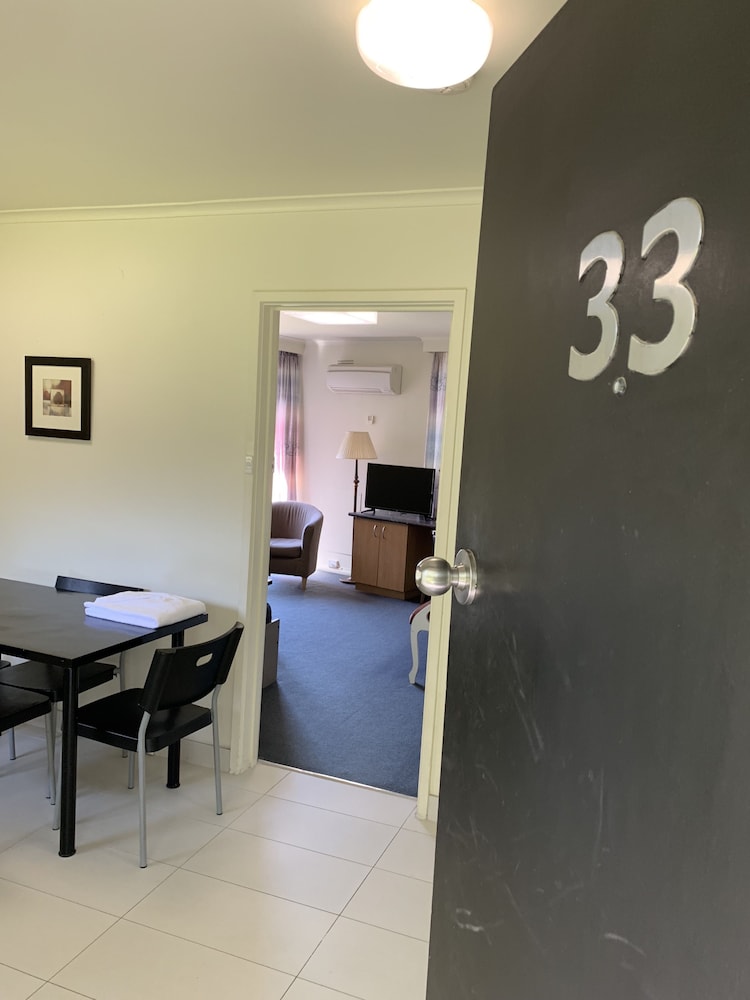 Albert Heights Serviced Apartments