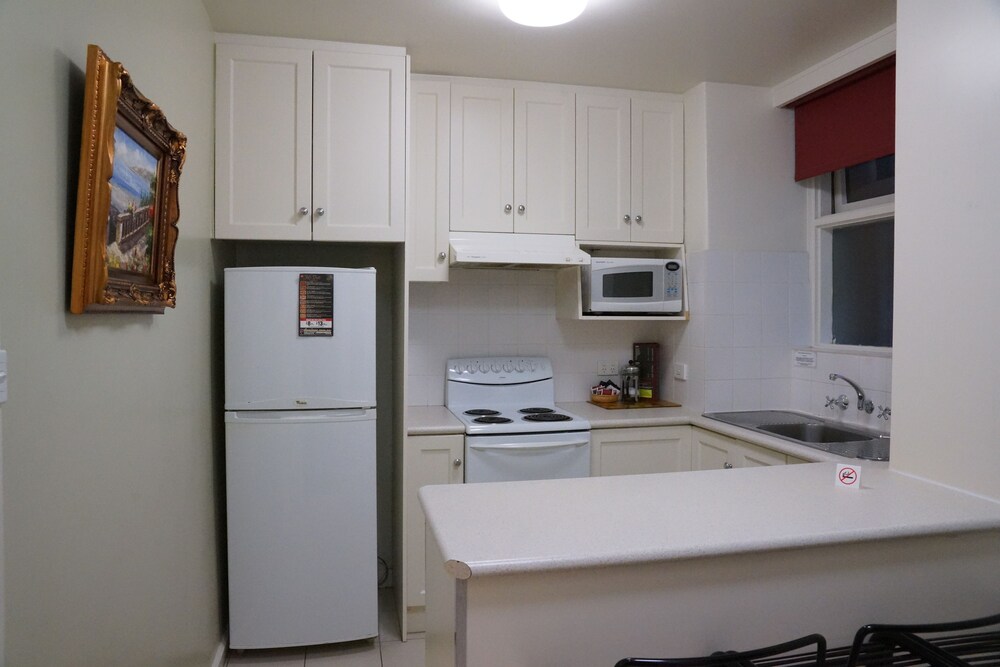 Albert Heights Serviced Apartments