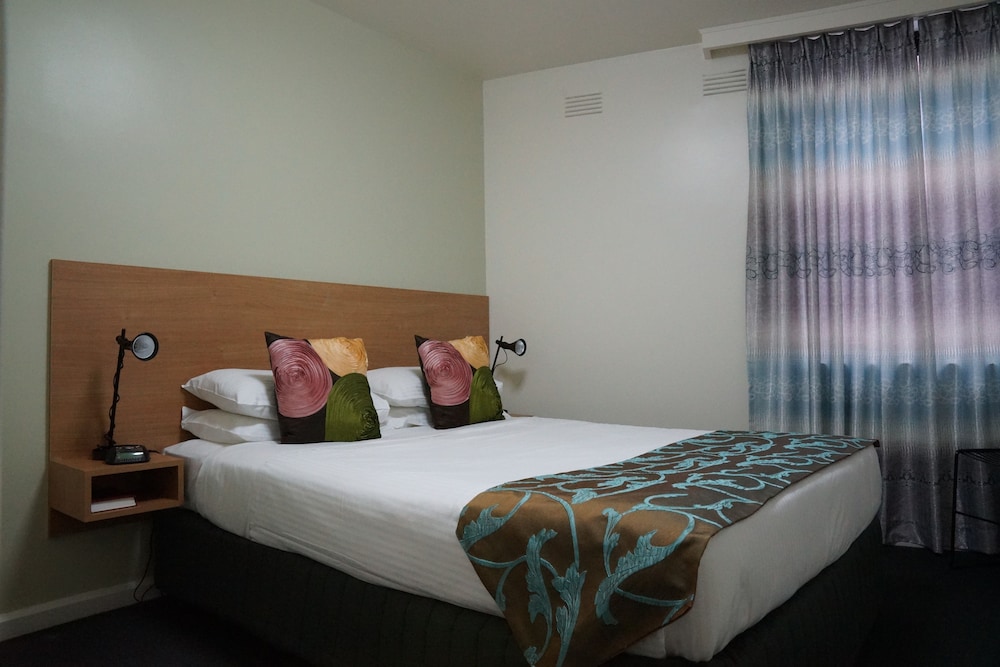 Albert Heights Serviced Apartments