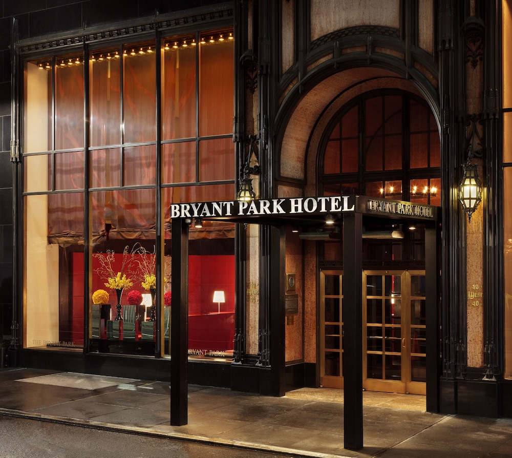 hotels in nyc with parking