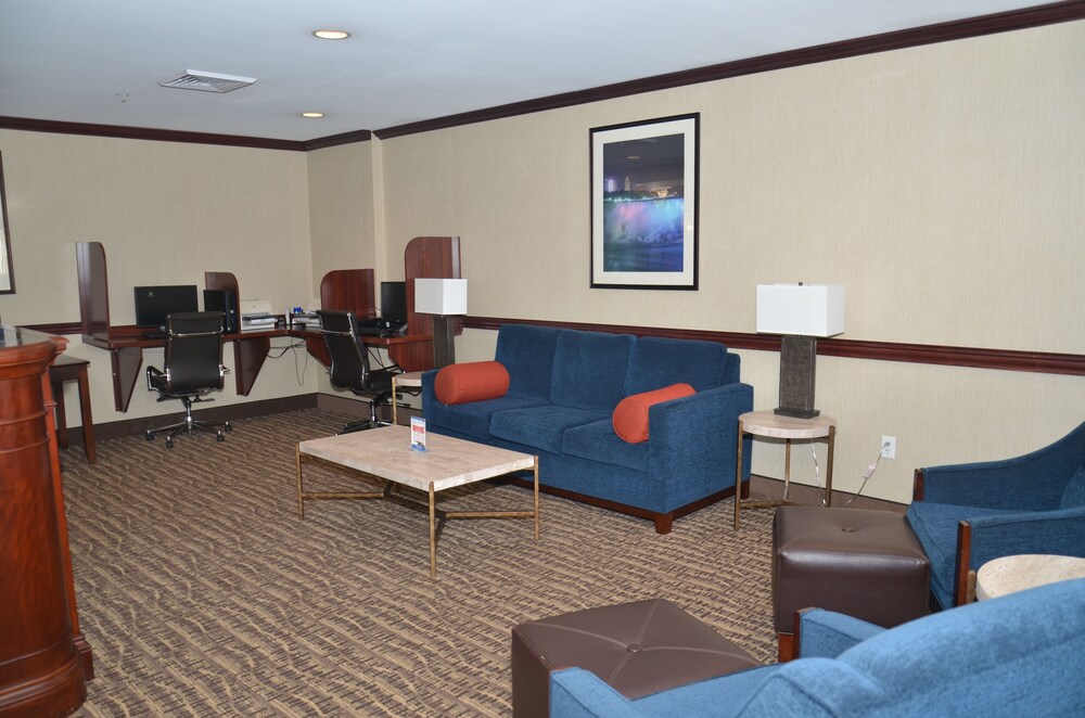 Quality Inn Near Walden Galleria Mall