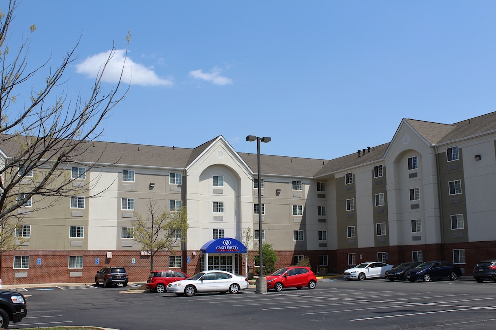 Exterior, Candlewood Suites Herndon, an IHG Hotel