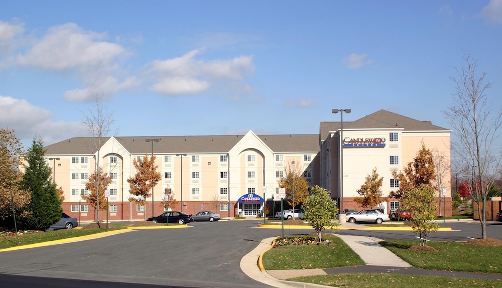 Exterior, Candlewood Suites Herndon, an IHG Hotel