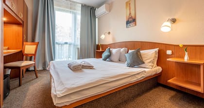 Korona Hotel Panzio