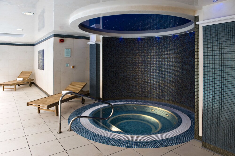 Indoor spa tub, Ettington Park Hotel