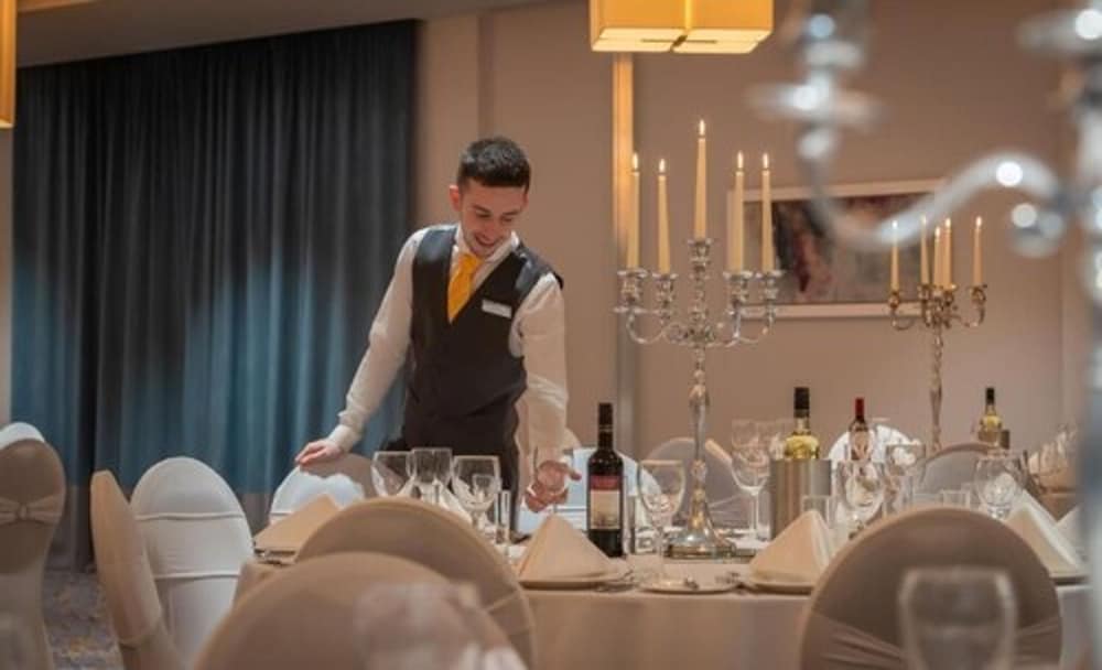 Maldron Hotel Belfast International Airport