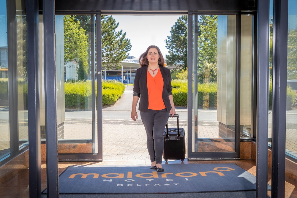 Interior entrance, Maldron Hotel Belfast International Airport