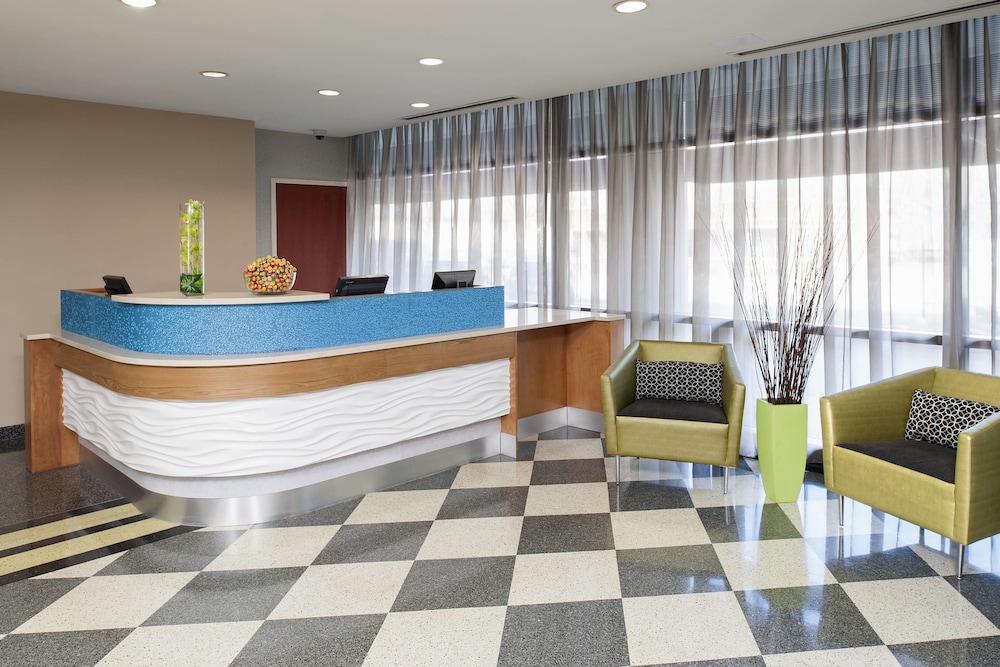 SpringHill Suites Chicago O'Hare by Marriott