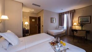 Minibar, una cassaforte in camera, con stile personalizzato