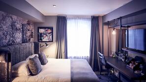 Desk, blackout curtains, iron/ironing board, free WiFi