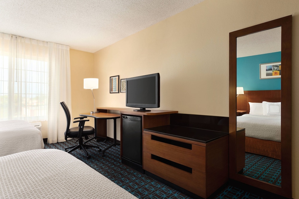 Fairfield Inn & Suites Houston The Woodlands