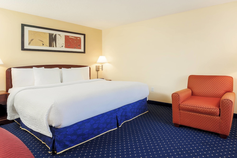 Courtyard By Marriott Dallas - Lewisville