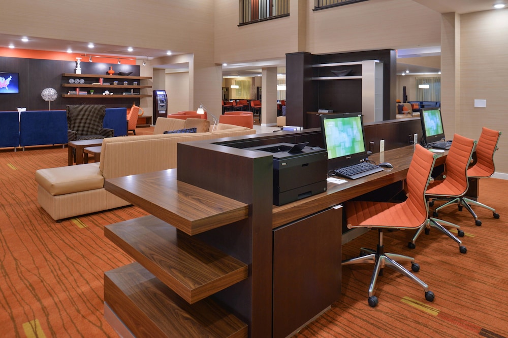 Courtyard by Marriott Decatur