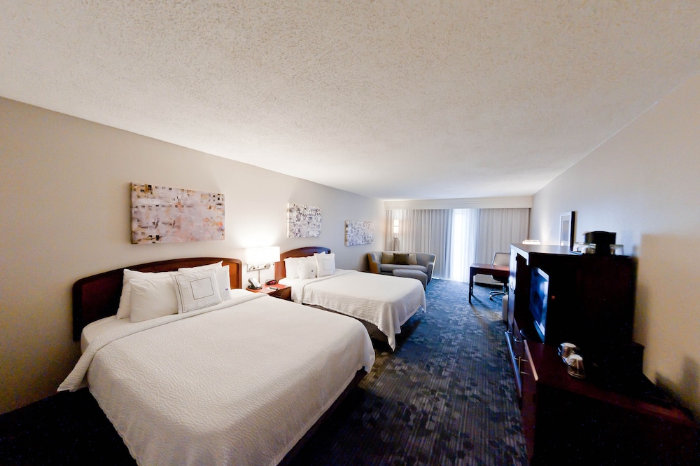 Courtyard by Marriott Decatur