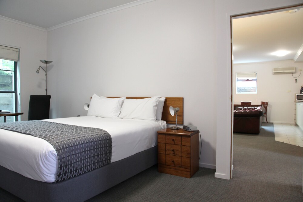 Quality Inn & Suites The Menzies