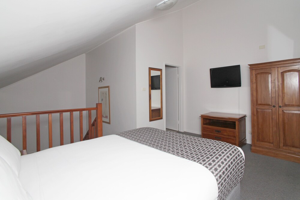 Quality Inn & Suites The Menzies