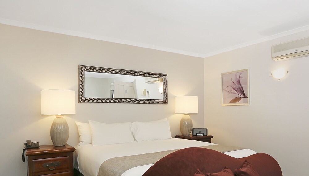 Quality Inn & Suites The Menzies