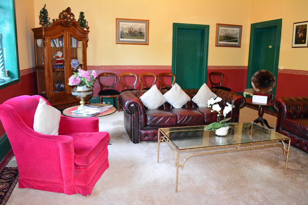 Toorak Manor