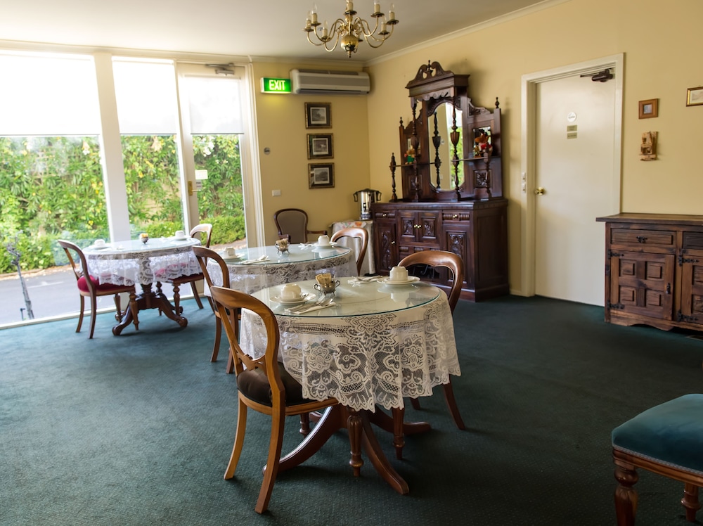 Toorak Manor