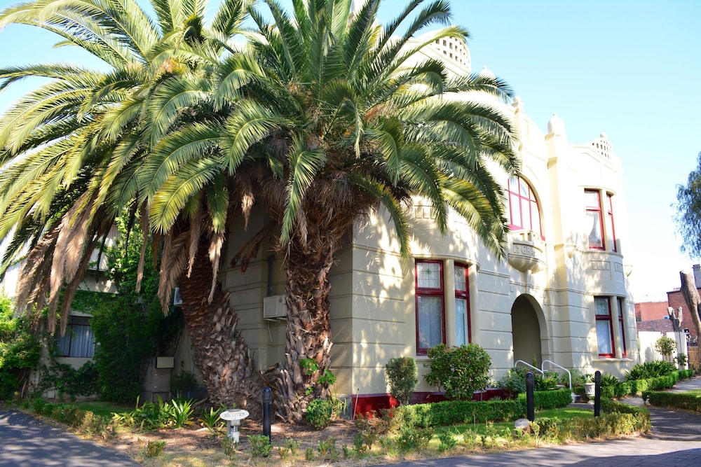 Toorak Manor