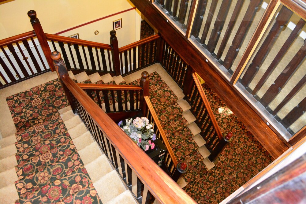Toorak Manor