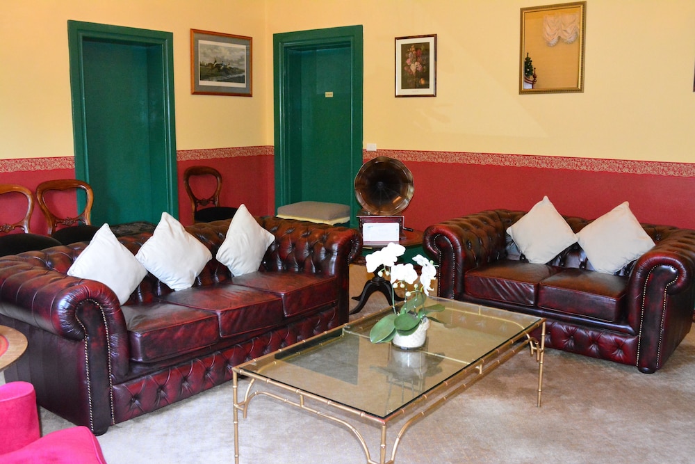 Toorak Manor