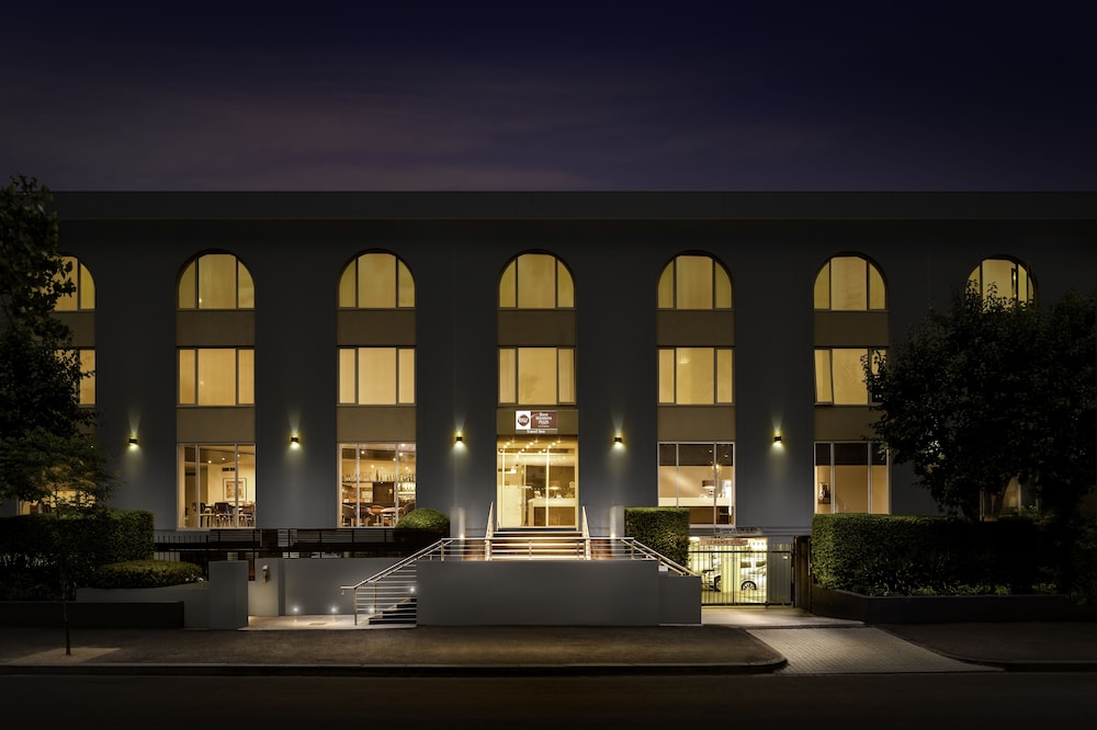 Best Western Plus Travel Inn Hotel